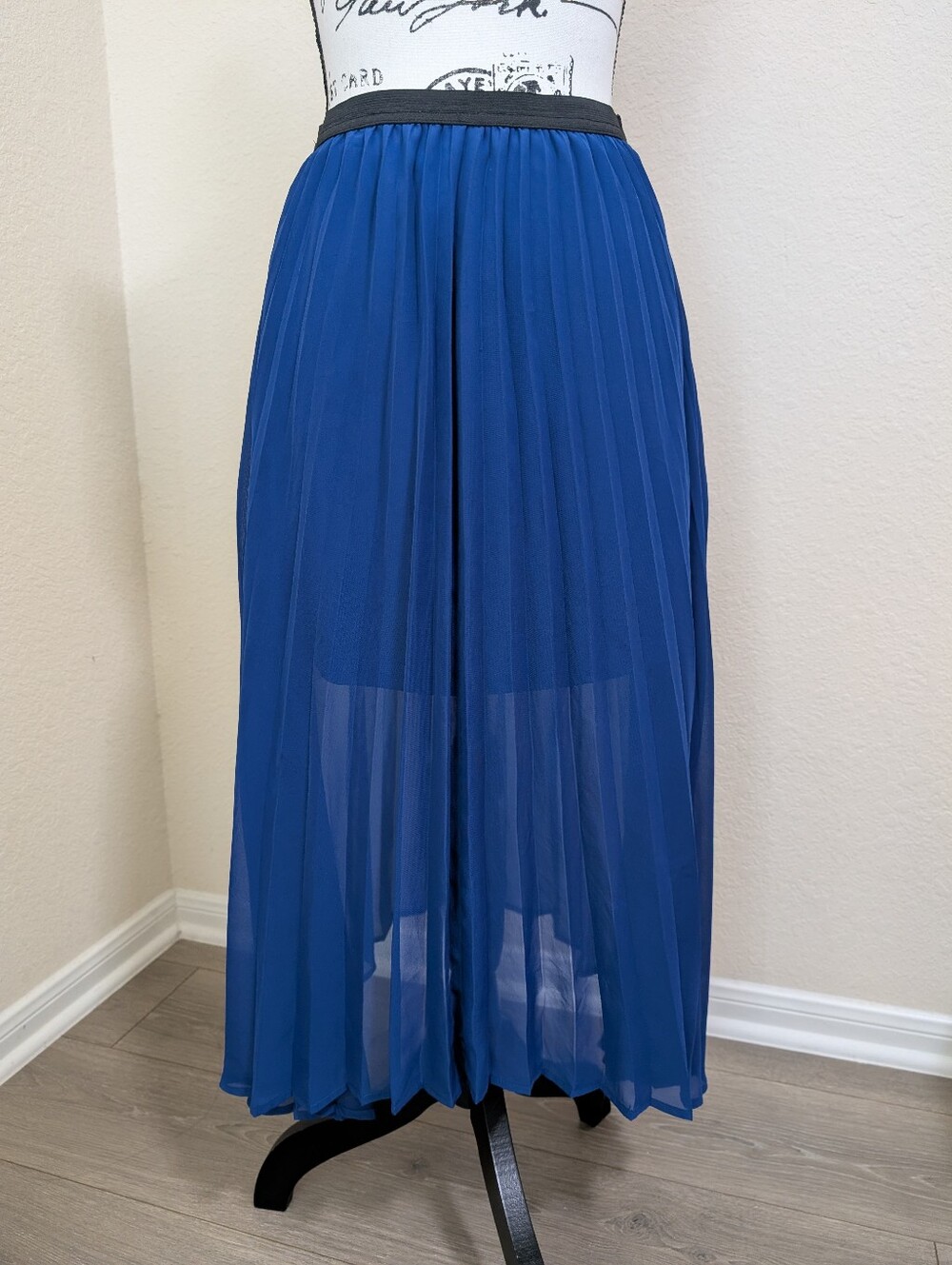 American Rag Cie Blue Pleated Chiffon Hi-Lo Maxi Skirt Elastic Waist•M•Royal 💙